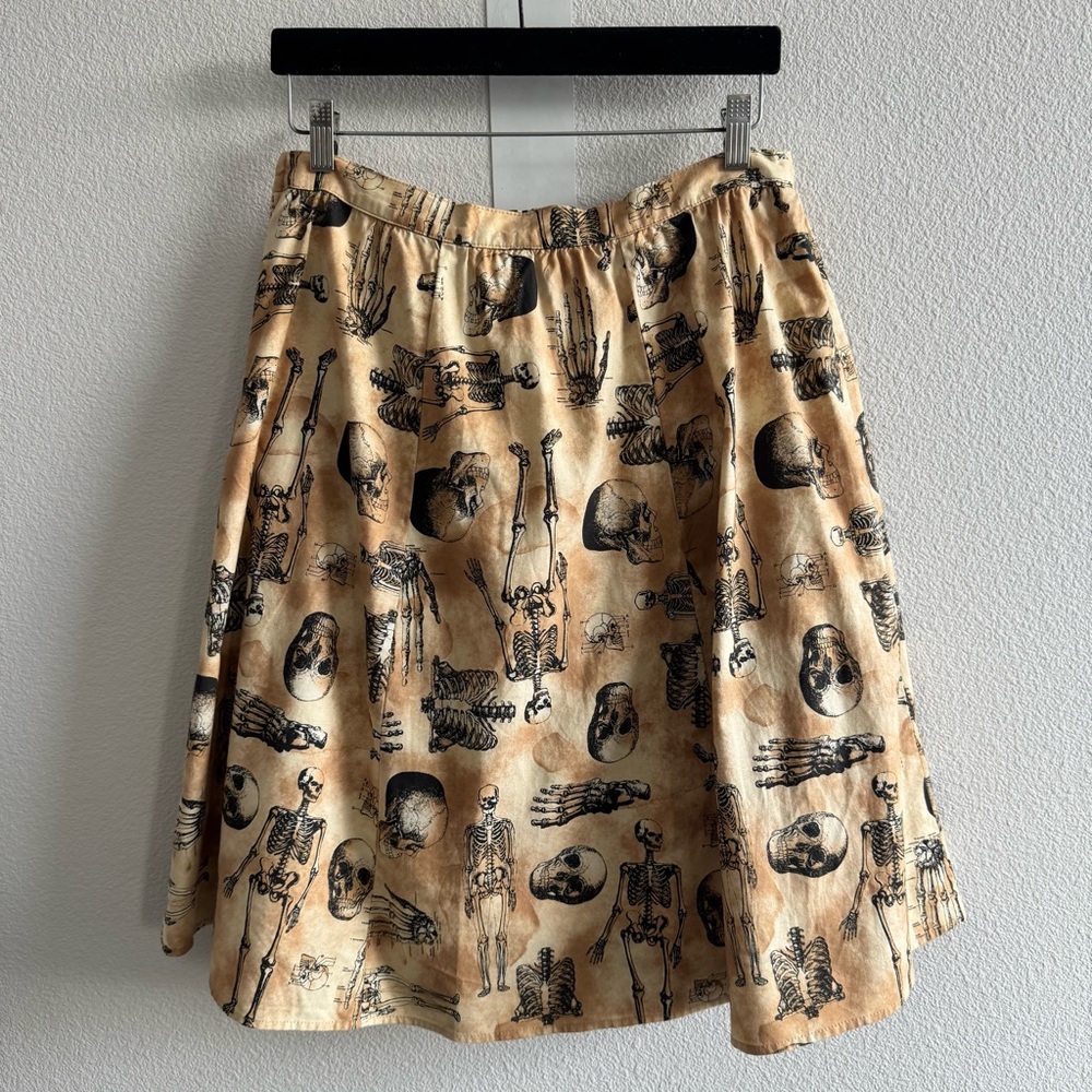 ModCloth Bea & Dot Skeleton Anatomical Full Circle Skirt Tan Brown Halloween - Picture 3 of 11